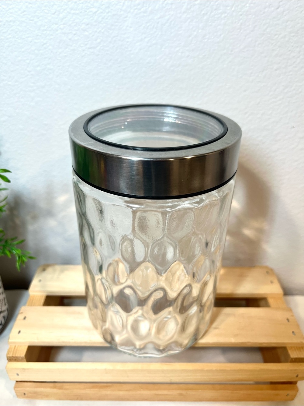 ☀️☀️2/$10 Textured 1L Glass Storage Jar Metal Clear Plastic See-Through Lid